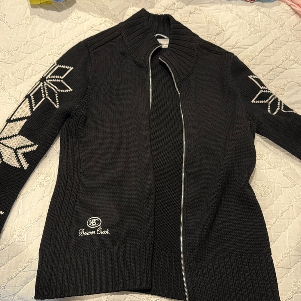 Ladies zip up Spyder size large beautiful